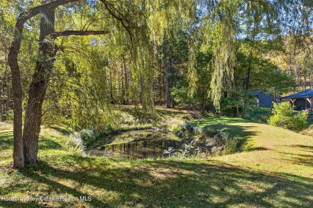 $549,000 | 40 Paddock Road, East Durham, NY 12423