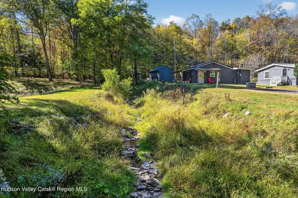 $549,000 | 40 Paddock Road, East Durham, NY 12423