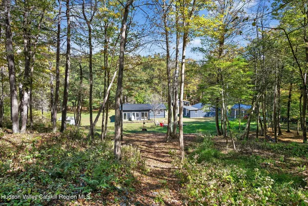 $549,000 | 40 Paddock Road, East Durham, NY 12423