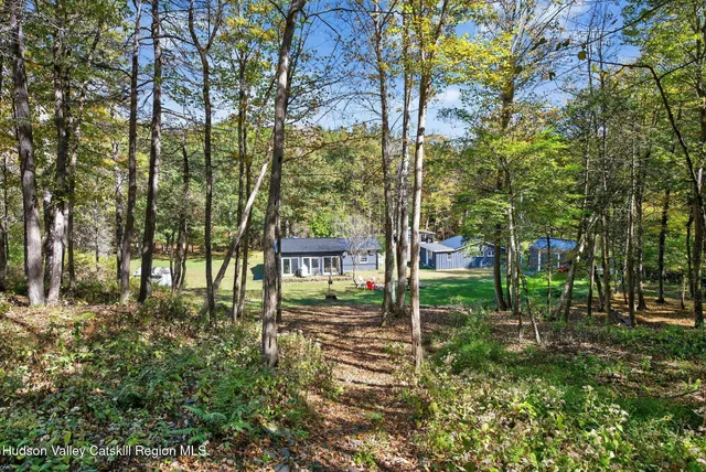 $549,000 | 40 Paddock Road, East Durham, NY 12423