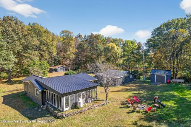 $549,000 | 40 Paddock Road, East Durham, NY 12423