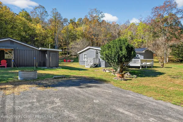 $549,000 | 40 Paddock Road, East Durham, NY 12423