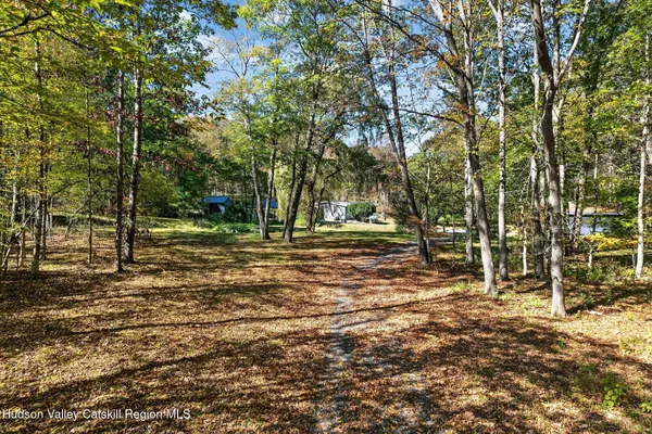 $549,000 | 40 Paddock Road, East Durham, NY 12423