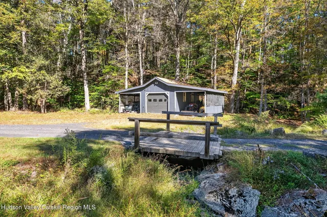 $549,000 | 40 Paddock Road, East Durham, NY 12423