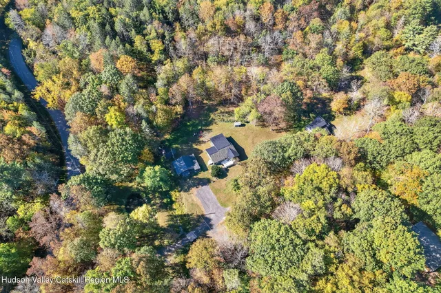 $549,000 | 40 Paddock Road, East Durham, NY 12423