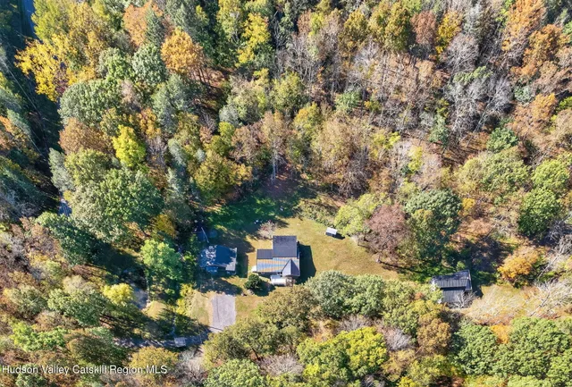 $549,000 | 40 Paddock Road, East Durham, NY 12423