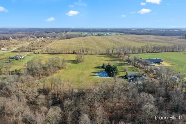 $180,000 | 1 Kingston Road, Ionia, MI 48846