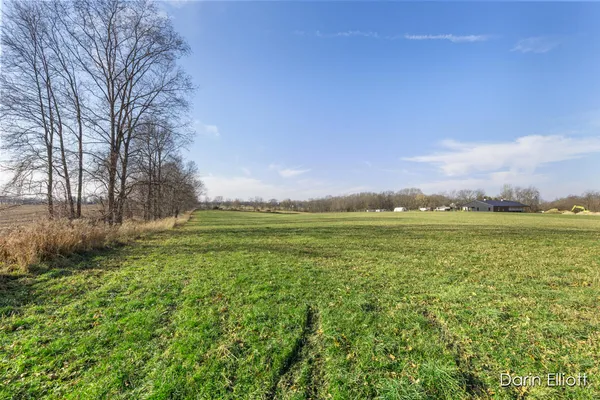 $180,000 | 1 Kingston Road, Ionia, MI 48846