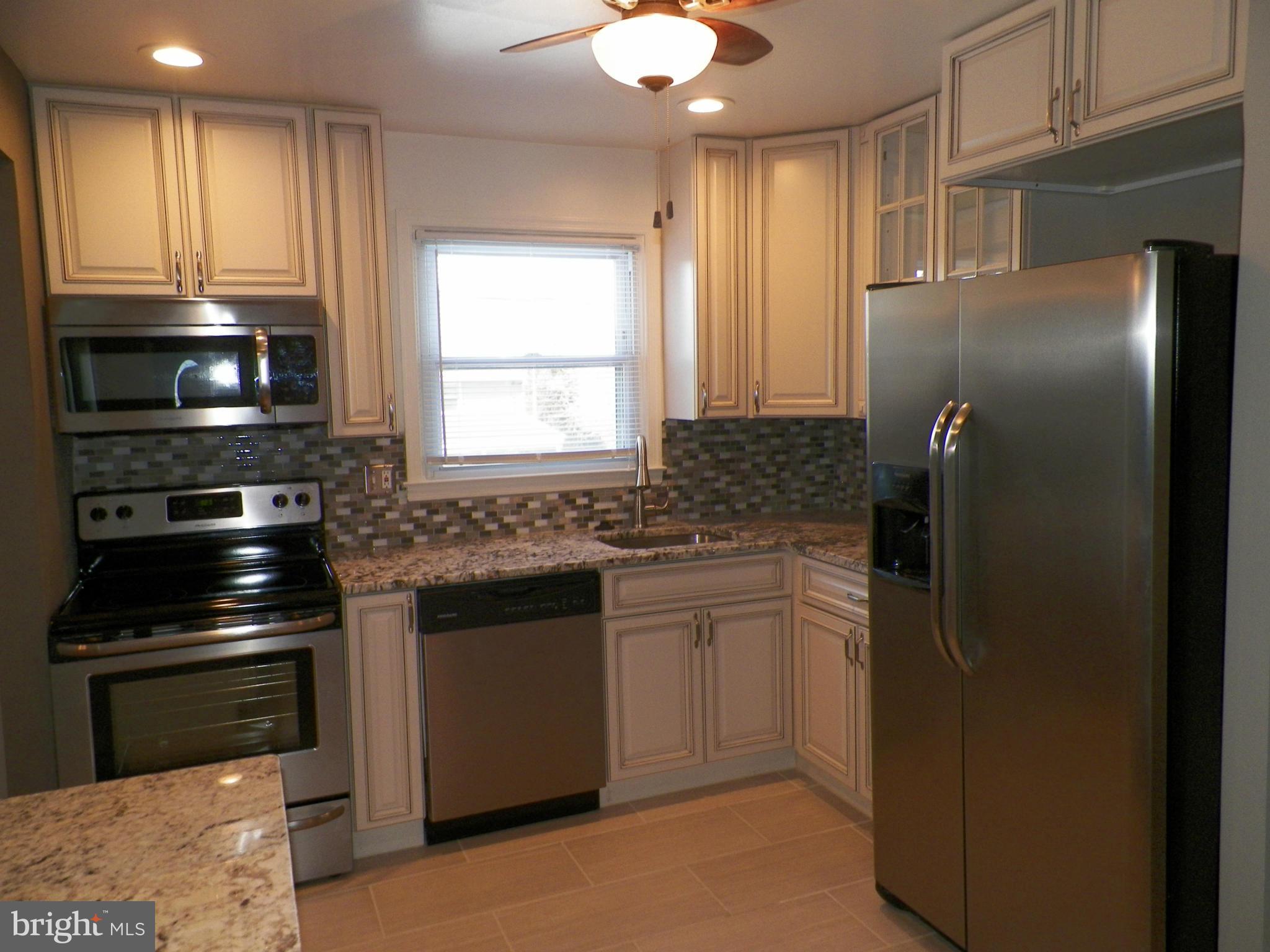 3814 Milford Mill Road Baltimore, MD 21244 - Photo 7 of 30 Kitchen