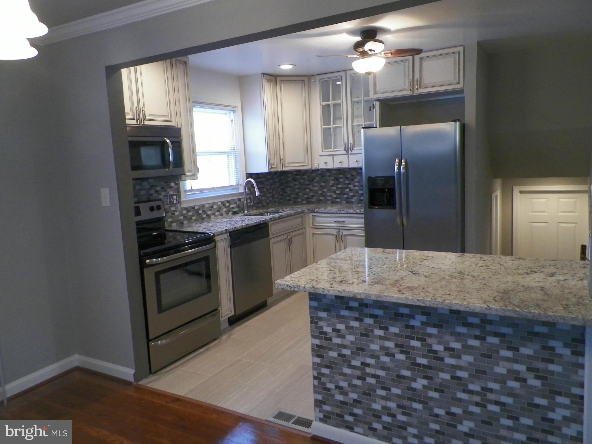 3814 Milford Mill Road Baltimore, MD 21244 - Photo 9 of 30 Kitchen