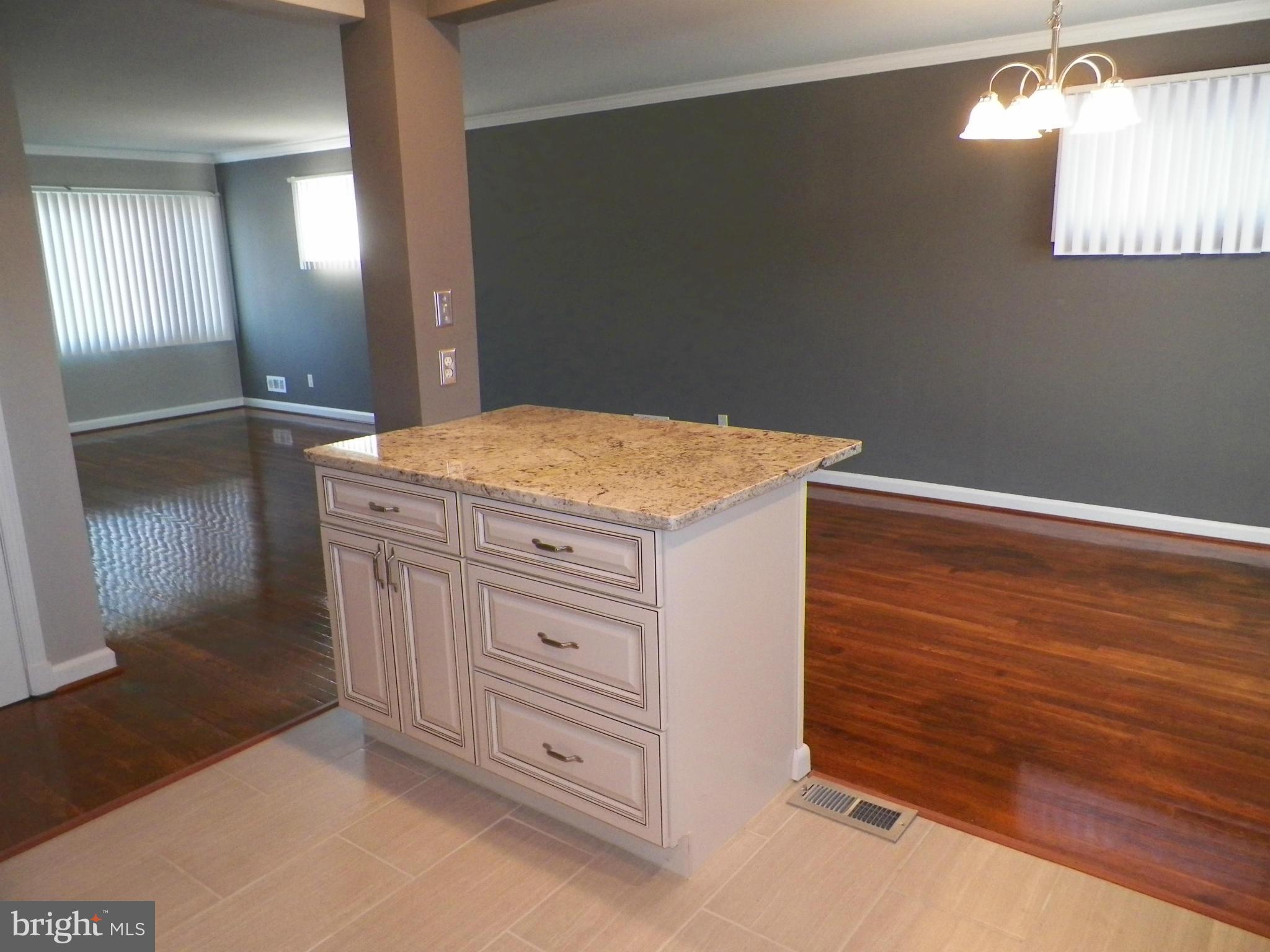 3814 Milford Mill Road Baltimore, MD 21244 - Photo 10 of 30 Kitchen