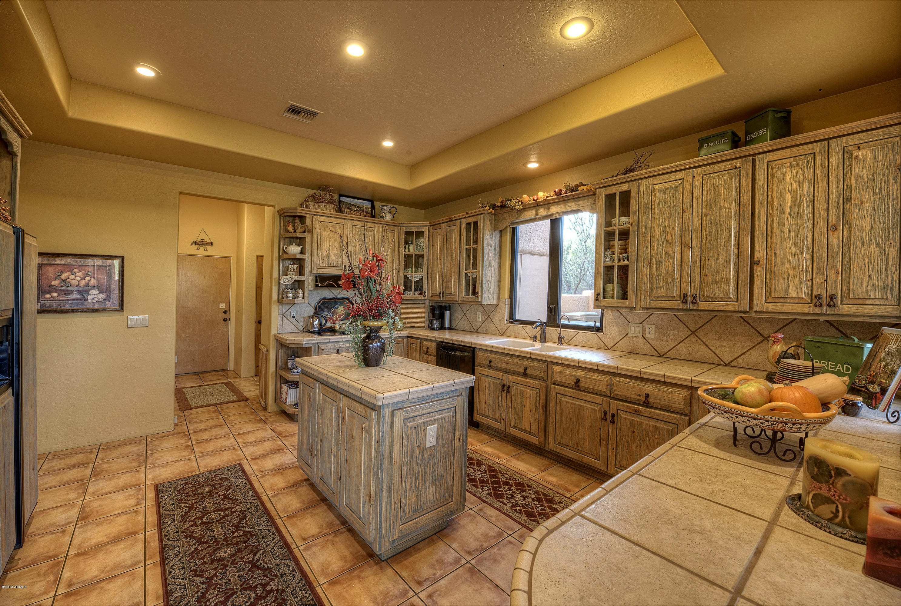 26613 North Palo Fiero Road Rio Verde, AZ 85263 - Photo 7 of 24 007_Kitchen3