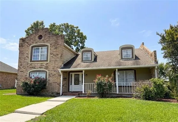 $350,000 | 3700 Lake Des Allemands Drive, Harvey, LA 70058