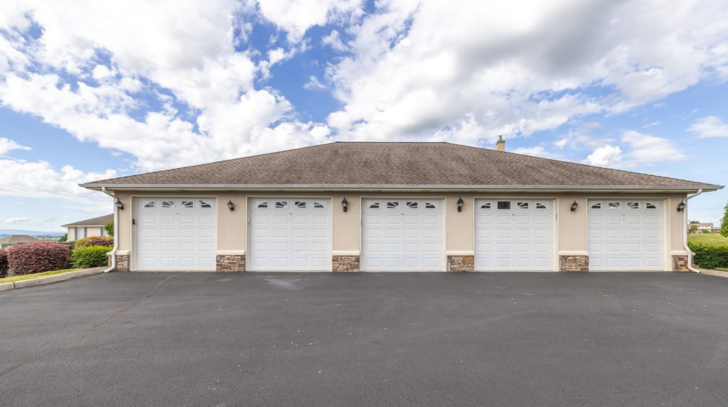 555 Rarity Bay Parkway Vonore, TN 37885 - Photo 35 of 43