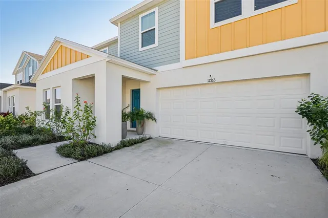 $3,400 | 12763 Canter Call Road, Lithia, FL 33547