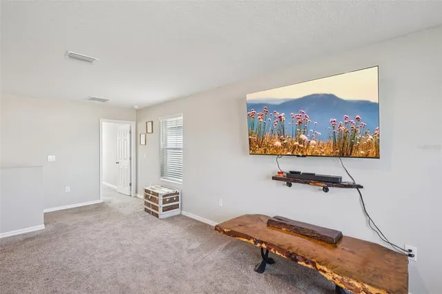 $3,400 | 12763 Canter Call Road, Lithia, FL 33547