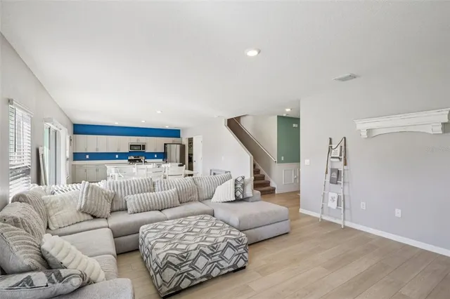 $3,400 | 12763 Canter Call Road, Lithia, FL 33547