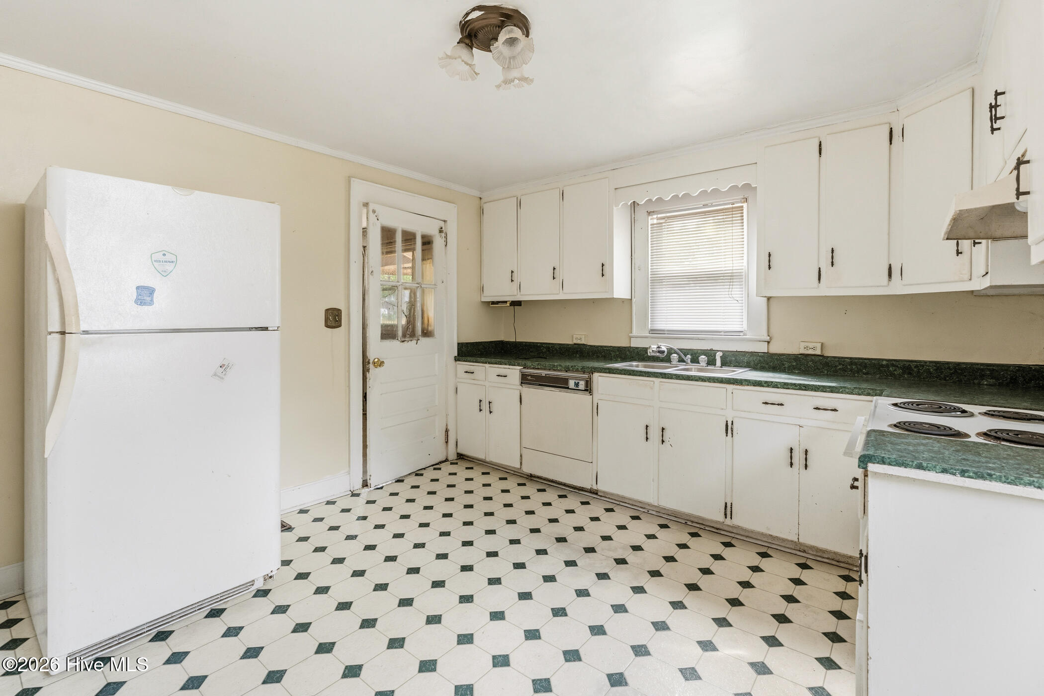 906 Rice Street Hamlet, NC 28345 - Photo 16 of 25