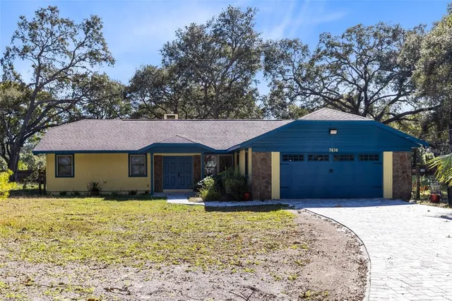 $574,900 | 7838 Sloewood Drive, Mount Dora, FL 32757
