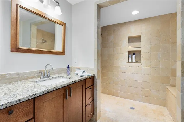 $574,900 | 7838 Sloewood Drive, Mount Dora, FL 32757