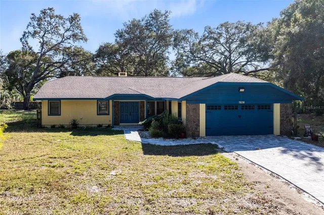 $574,900 | 7838 Sloewood Drive, Mount Dora, FL 32757