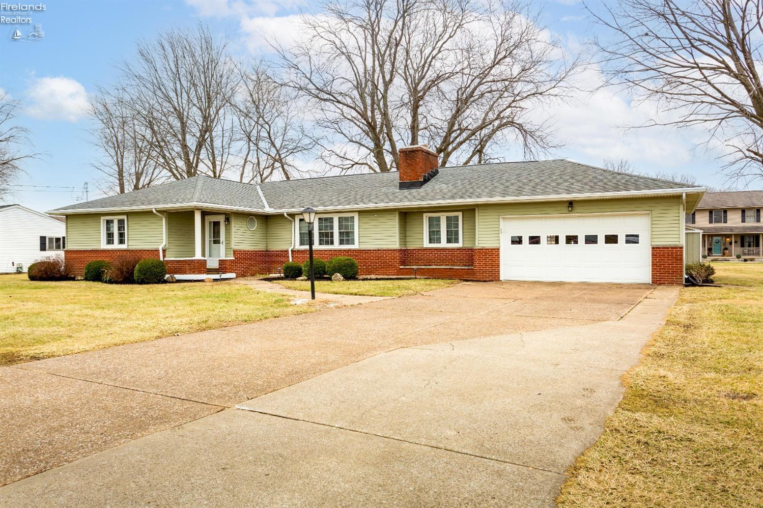 804 West Strub Road Sandusky, OH 44870 - Photo 1 of 36 Gallery Image 1