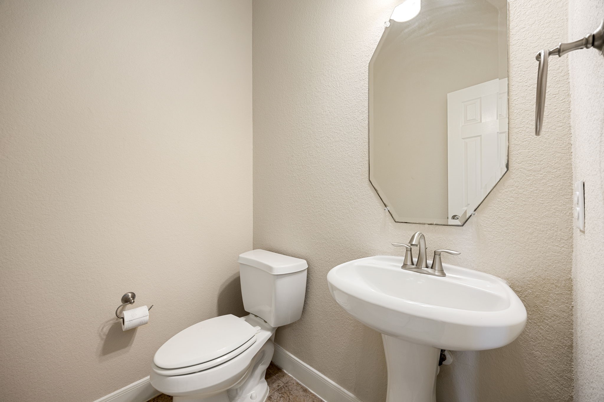 150 Pinto Point Place Spring, TX 77389 - Photo 14 of 35