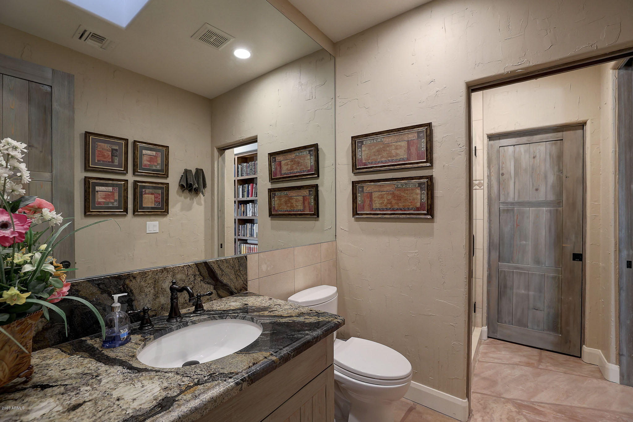 9877 East Hidden Valley Road Scottsdale, AZ 85262 - Photo 20 of 46 Guest En suite II