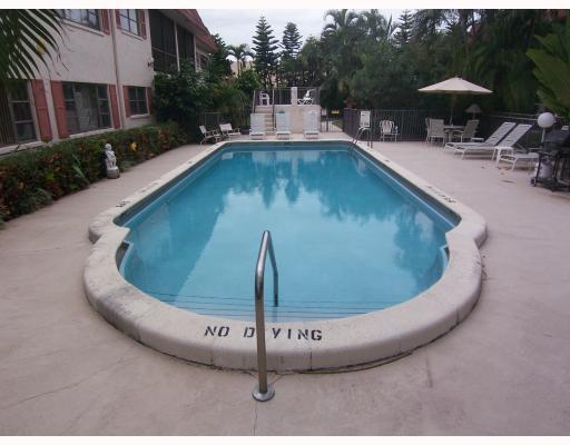 660 Dover Street, Unit A18 Boca Raton, FL 33487 - Photo 6 of 6 Additional Photo