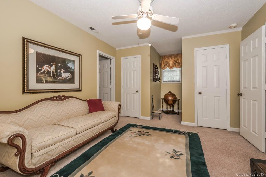 6737 Harrison Road Charlotte, NC 28270 - Photo 18 of 23 a living room with furniture