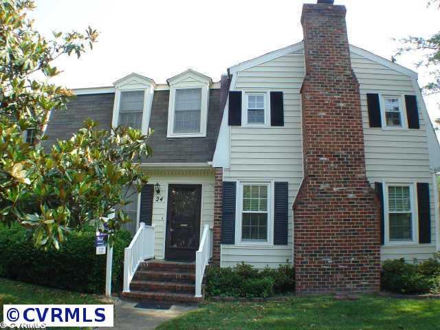 24 Ashinghurst Road, Unit 24 Henrico, VA 23238 - Photo 1 of 8 Exterior Front - Brick and vinyl siding!