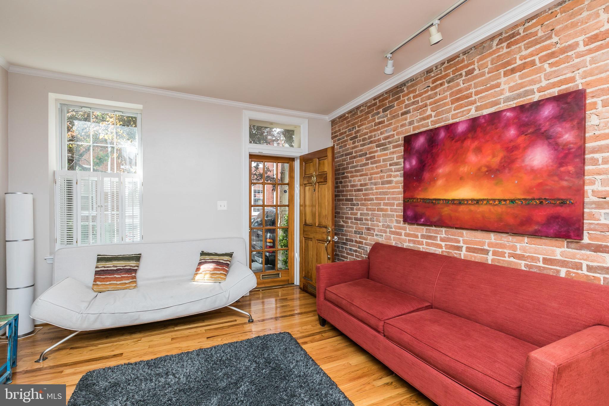 136 Gittings Street Baltimore, MD 21230 - Photo 3 of 43