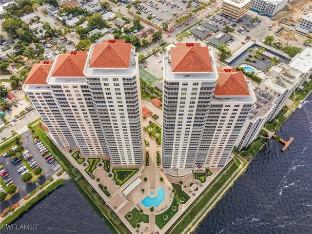 $3,500 | 2104 West First Street, Unit 1902, Fort Myers, FL 33901
