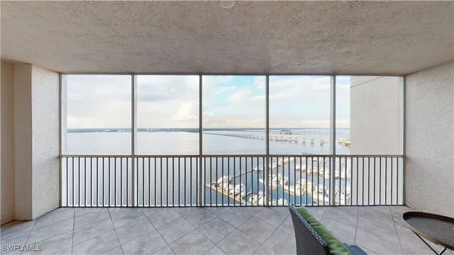 $3,500 | 2104 West First Street, Unit 1902, Fort Myers, FL 33901