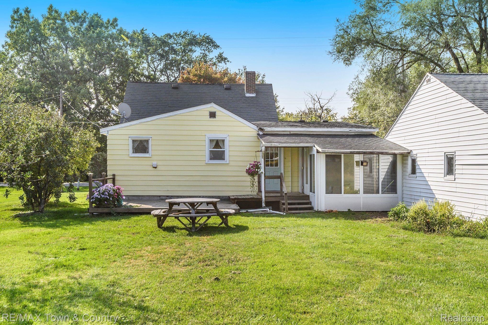 5440 North McKinley Road Flushing, MI 48433 - Photo 16 of 19 21.jpeg