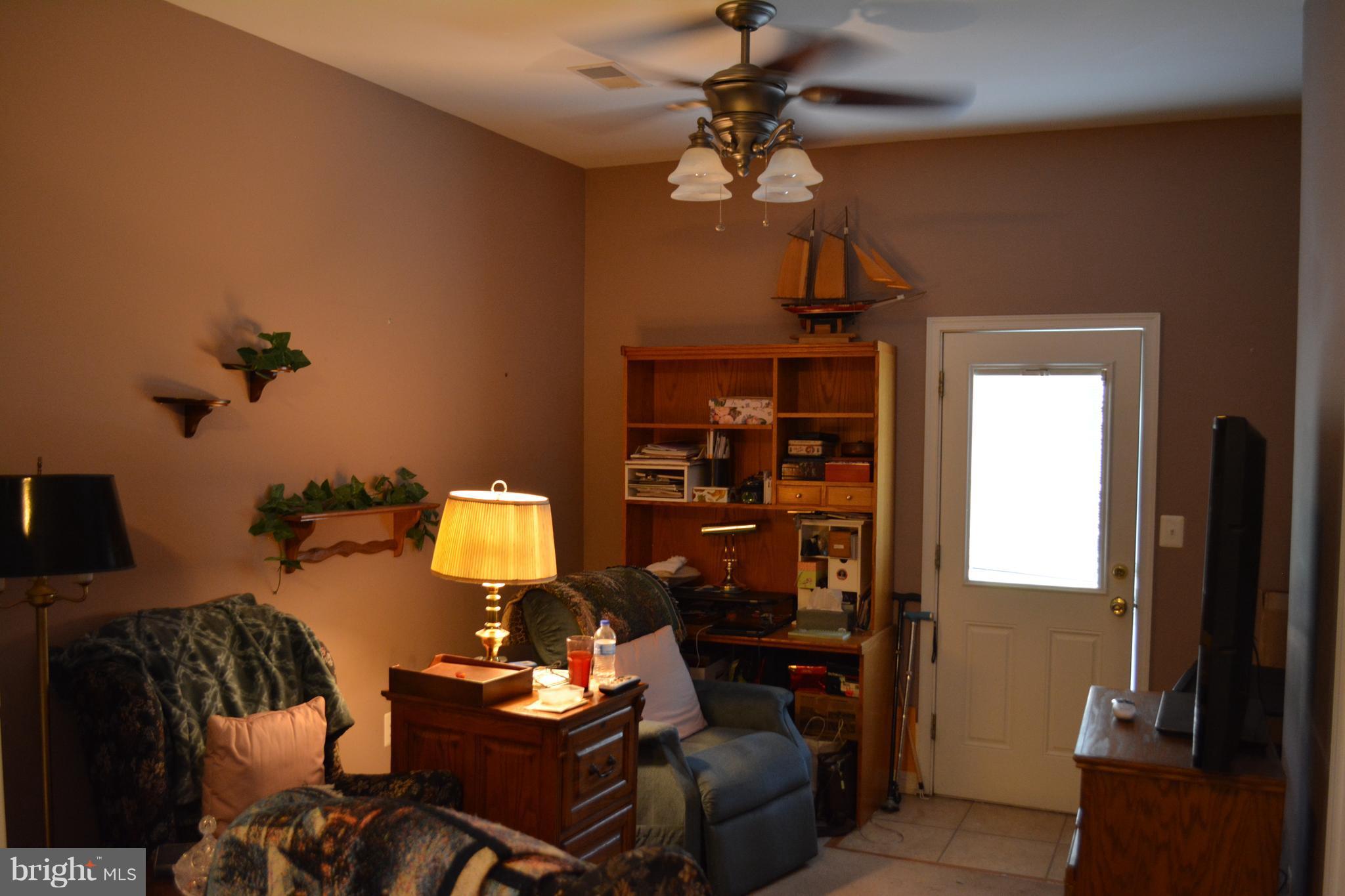 1085 Kesler Road Front Royal, VA 22630 - Photo 24 of 30 Interior (General)