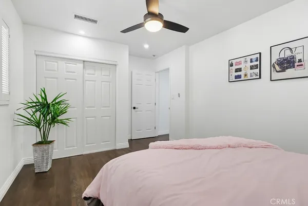 $1,049,000 | 3133 Cedar Avenue, Long Beach, CA 90806