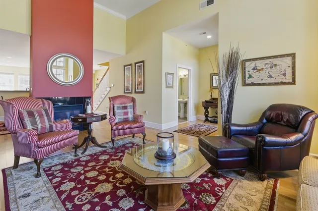 $799,900 | 2 Powder Mill Square, Unit 2B, Andover, MA 01810