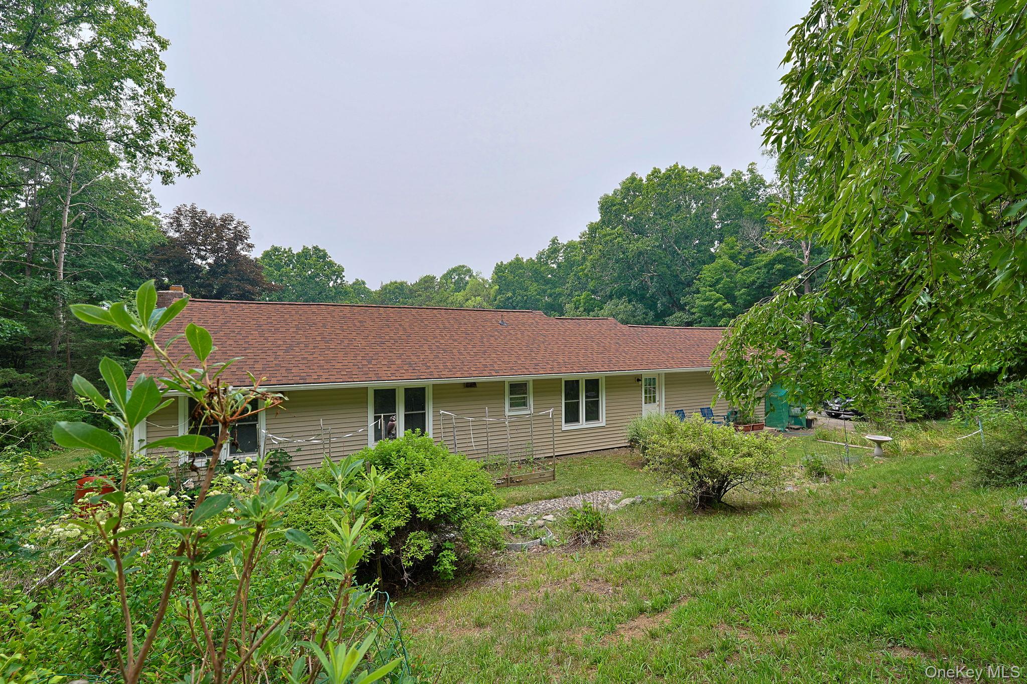 408 Field Road Red Hook, NY 12571 - Photo 26 of 33
