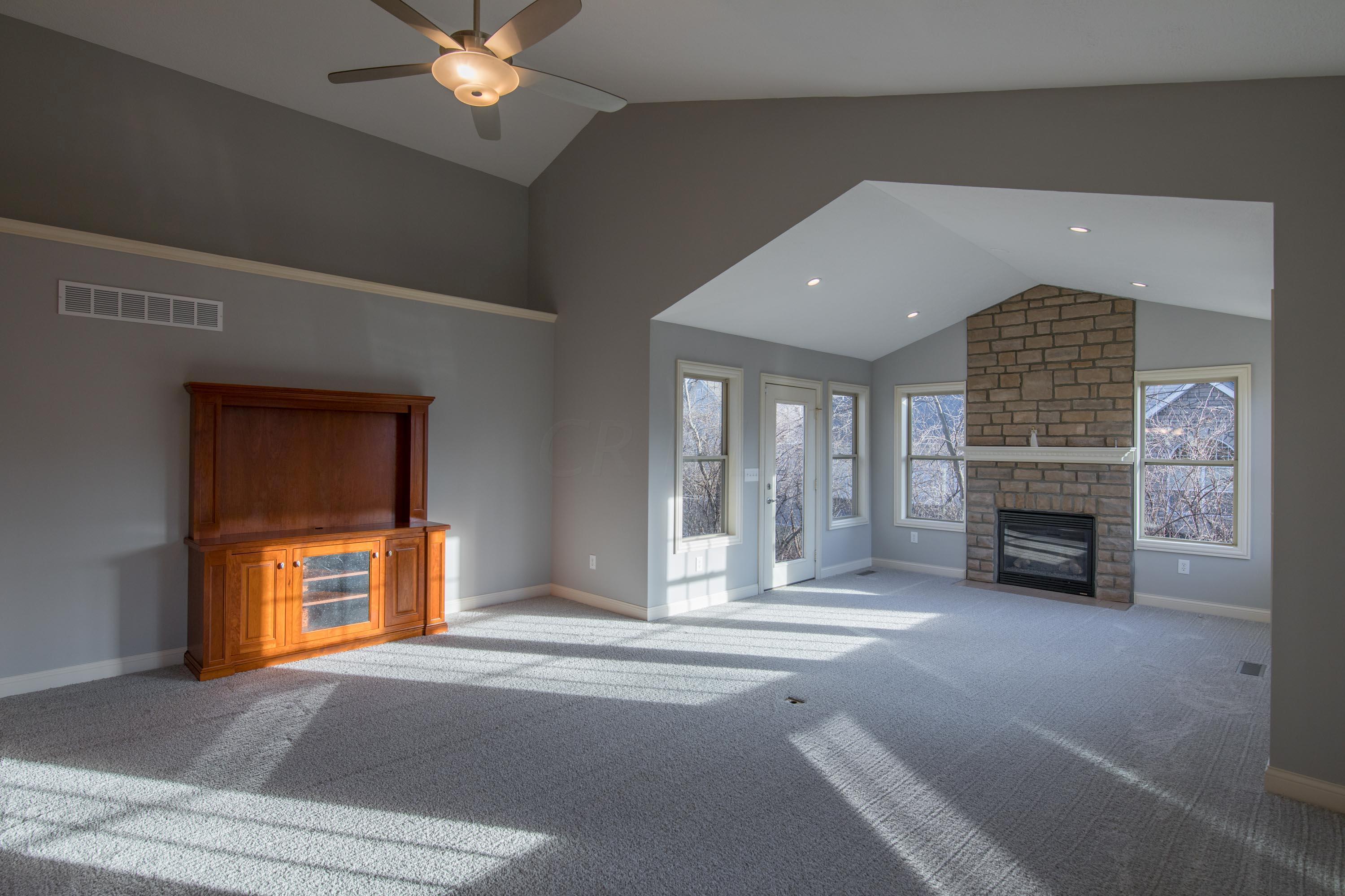 4855 Rays Circle Dublin, OH 43016 - Photo 4 of 61 Gallery Image 4
