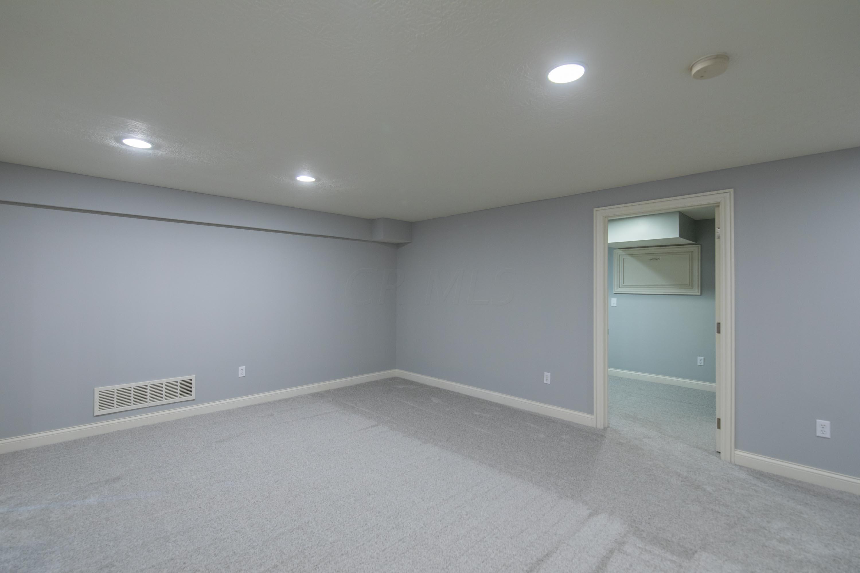 4855 Rays Circle Dublin, OH 43016 - Photo 50 of 61 Gallery Image 50