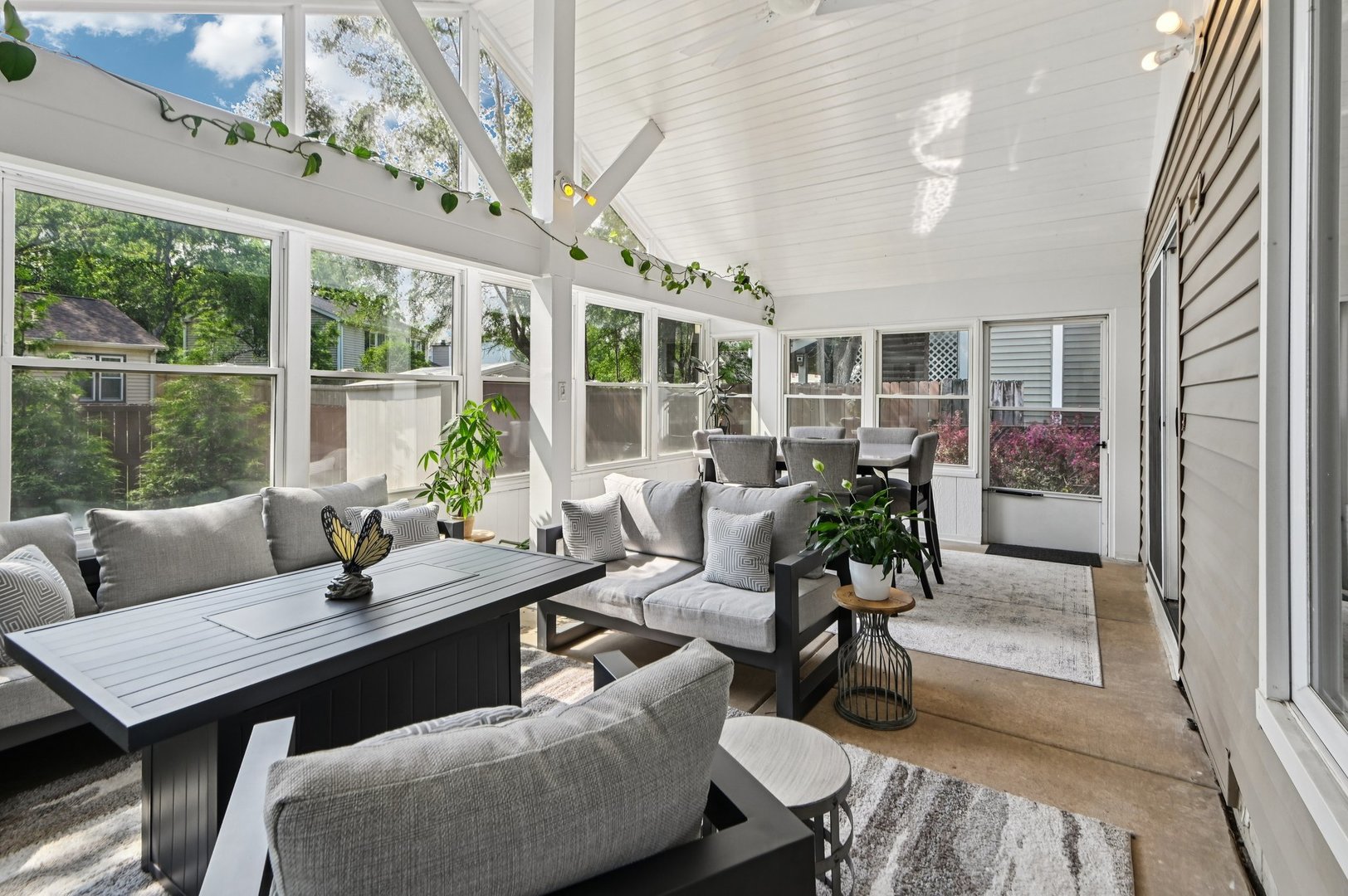 2313 Modaff Road Naperville, IL 60565 - Photo 18 of 37