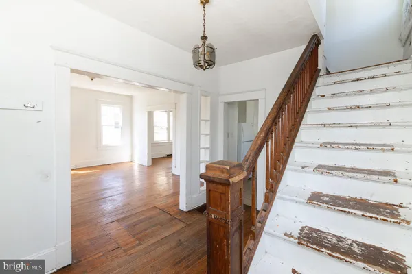 $279,000 | 301 Shawnee Avenue, Winchester, VA 22601