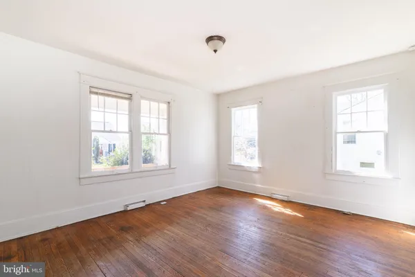 $279,000 | 301 Shawnee Avenue, Winchester, VA 22601