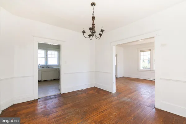 $279,000 | 301 Shawnee Avenue, Winchester, VA 22601