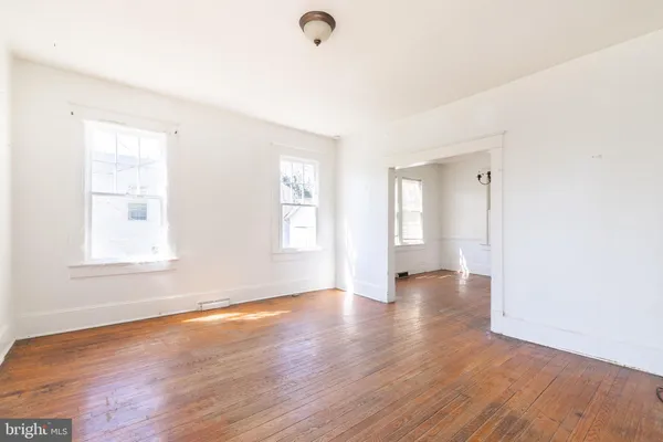 $279,000 | 301 Shawnee Avenue, Winchester, VA 22601