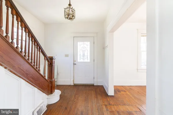 $279,000 | 301 Shawnee Avenue, Winchester, VA 22601