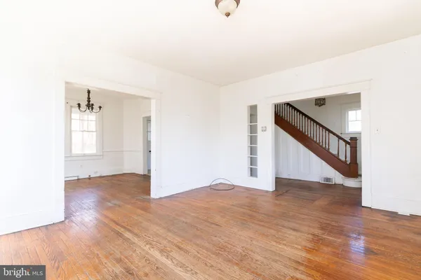$279,000 | 301 Shawnee Avenue, Winchester, VA 22601