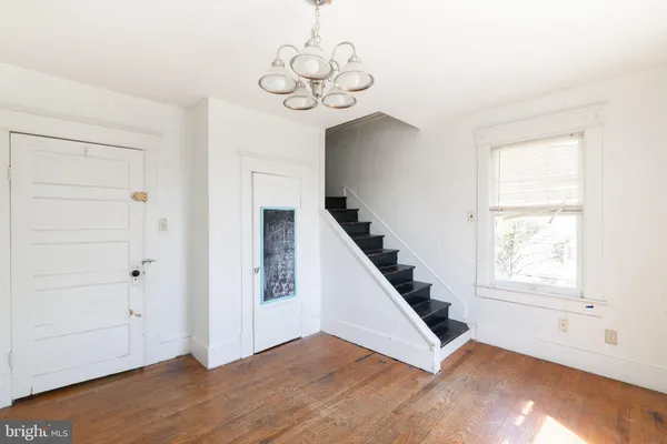 $279,000 | 301 Shawnee Avenue, Winchester, VA 22601