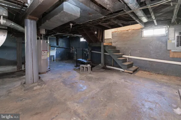 $279,000 | 301 Shawnee Avenue, Winchester, VA 22601